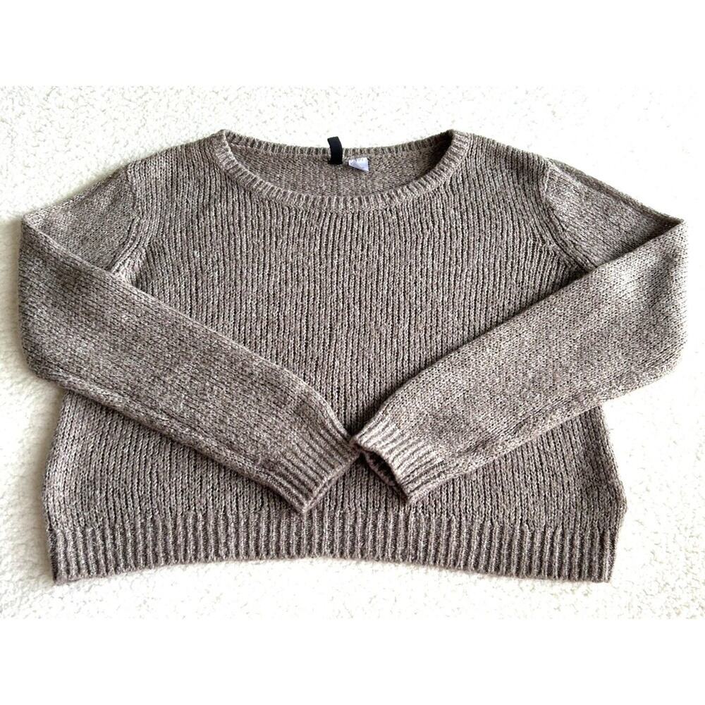 H&M Divided Sweater Women's Size Small Long Sleeve Round Neck Brown